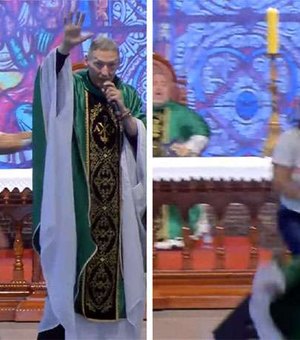 [Vídeo] Mulher joga padre Marcelo Rossi do palco de evento em São Paulo