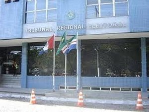 TRE divulga lista de políticos impugnados em Alagoas