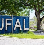 Dupla armada assalta estudantes na entrada da UFAL