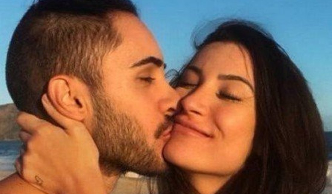 Em show, público avisa Diego Melim que Boca Rosa saiu do BBB e ele ignora