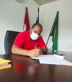 Fernando Cavalcante começa pagar folha atrasada pela antiga gestão em Matriz de Camaragibe
