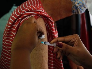 Garis e Catadores começam a ser vacinados hoje em Maceió