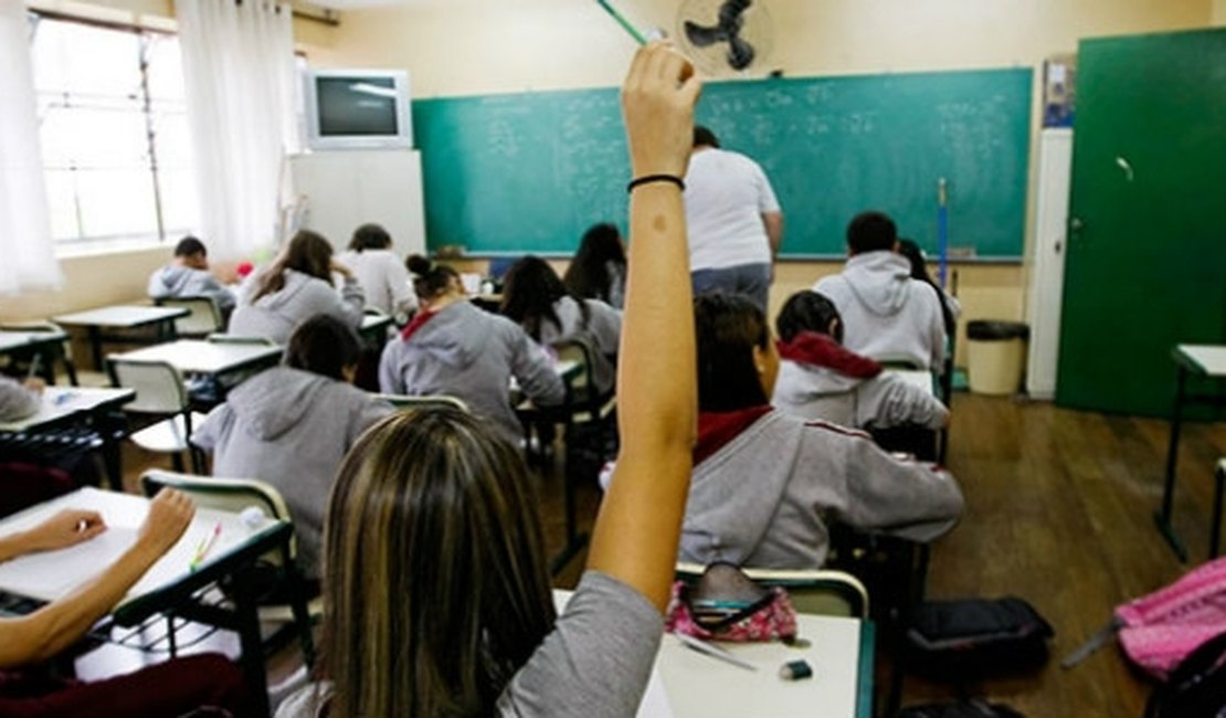 Reforma do ensino médio será seguida de modificações no Enem em 2017 e 2018