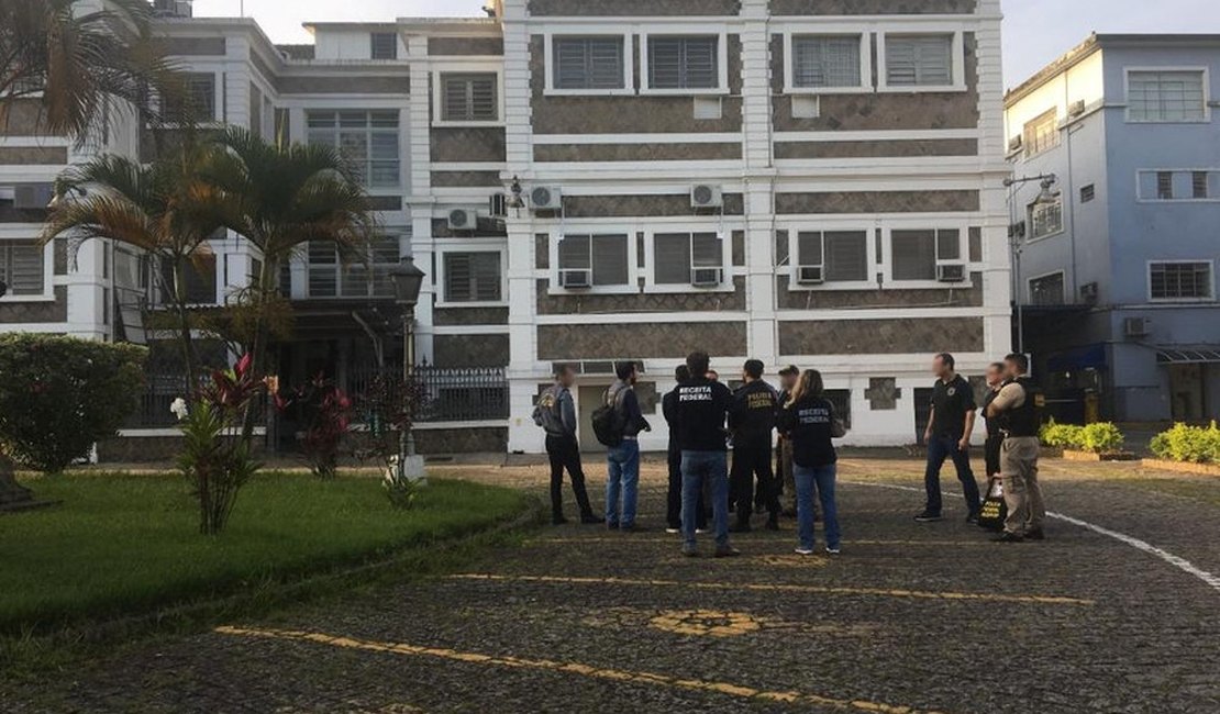 Operação da PF prende presidente da estatal que administra Porto de Santos