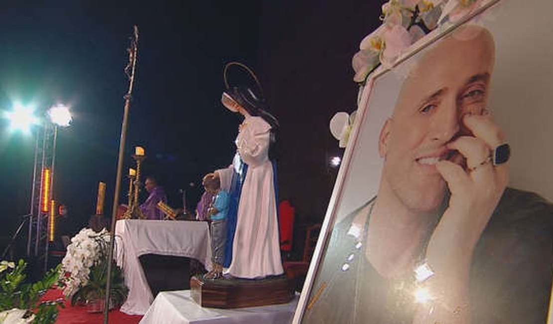 Missa de 7º dia de Paulo Gustavo no Cristo Redentor foi transmitida na televisão e contou com homenagens