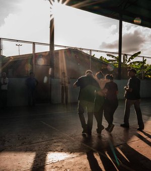 Estudantes desmaiam de fome em escolas primárias da Venezuela
