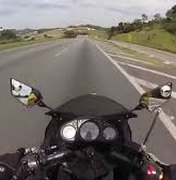 Condutora “fecha” motociclista e causa acidente em Penedo