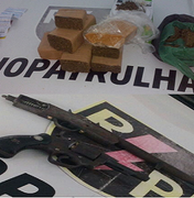 Radiopatrulha apreende três armas de fogo e drogas na parte alta de Maceió