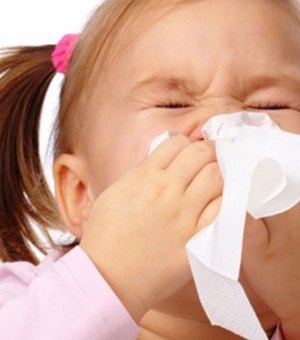 Mortes de crianças por gripe triplicam no Brasil, diz Ministério da Saúde