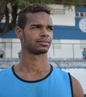 Zagueiro Valdo se despede do Confiança e vai defender o Ceará