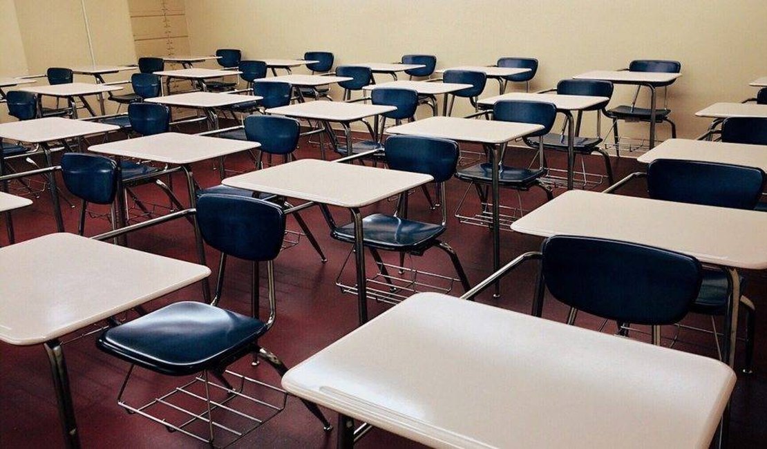 Programa emergencial tem ajudado escolas a não falirem em AL, diz sindicato