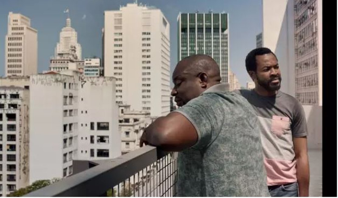 Filme brasileiro 'Cidade Pássaro' ganha estreia internacional na Netflix