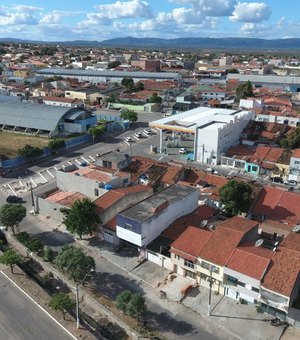 Criminoso assalta casa de jogos e apostas esportivas, em Delmiro Gouveia