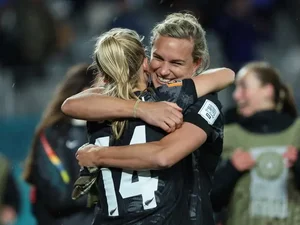 Festa das anfitriãs: Nova Zelândia surpreende e estreia com vitória sobre a Noruega