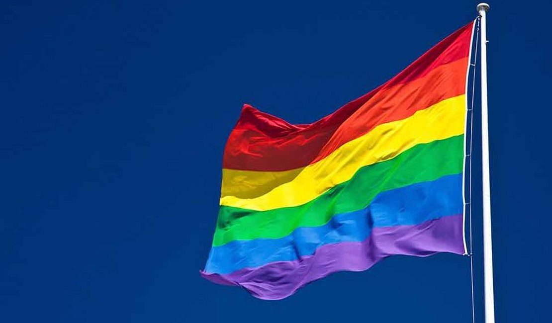 IBGE aponta que 44 mil alagoanos se declaram bissexuais ou homossexuais
