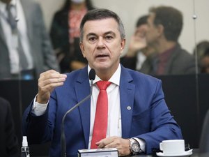 Ronaldo Medeiros é indicado pelo PT para disputar a Prefeitura de Maceió pela Federação Brasil da Esperança