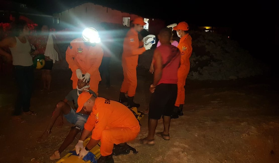 Queda de moto deixa duas pessoas feridas em Maragogi