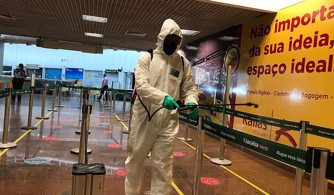 Exército realiza nova desinfecção no Aeroporto Internacional Zumbi dos Palmares