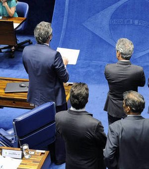 70% dos brasileiros são contra suplentes no Senado  