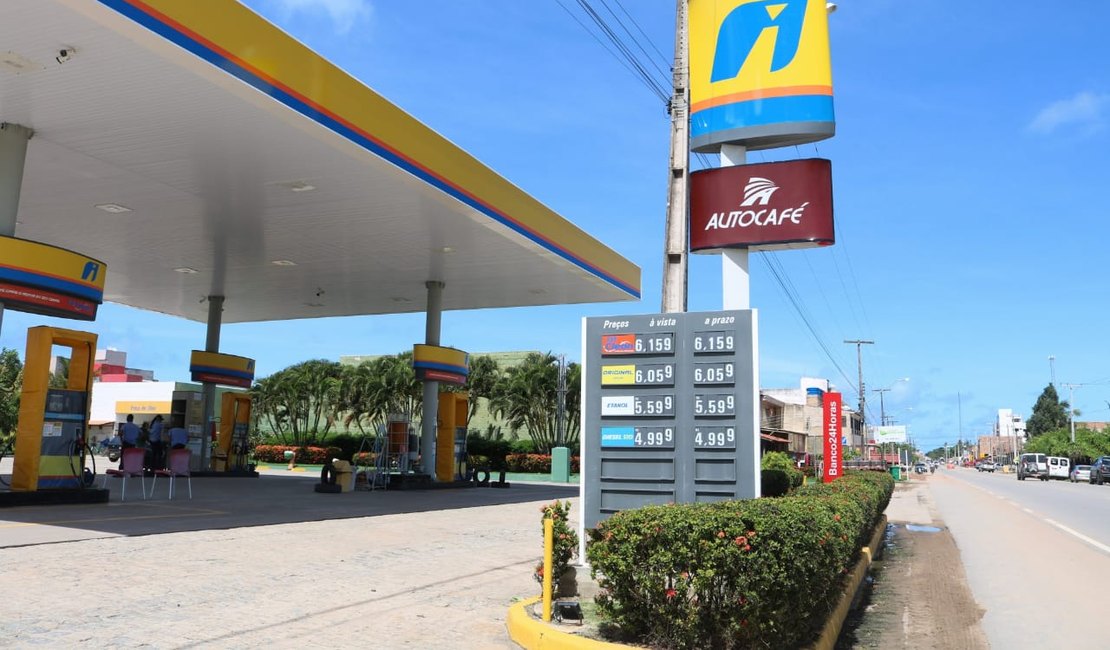 Consumidores reclamam dos preços dos combustíveis em Maragogi