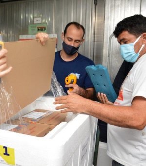 Alagoas recebeu mais 17 mil doses de Coronavac nesta sexta-feira (14)