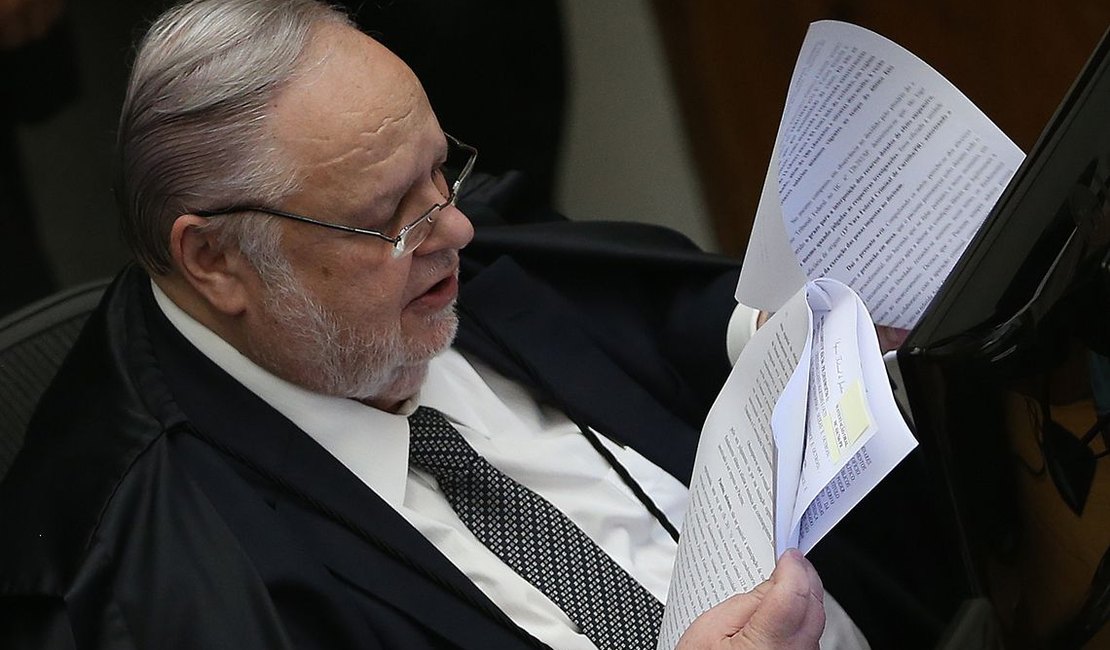 STJ reduz pena e Lula pode ir ao regime semiaberto em setembro