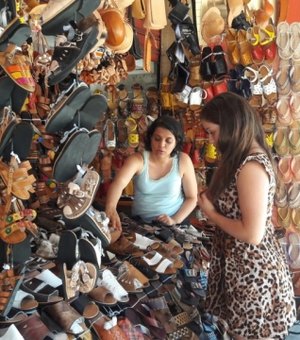 Turistas lotam Alagoas e Mercado do Artesanato, em Maceió, registra alta nas vendas
