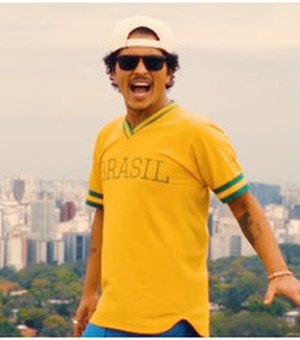 Após críticas, Bruno Mars publica vídeo e agradece: 'Obrigado, Brasil'