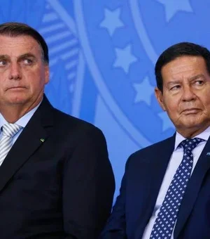 MPF pede que TCU troque Bolsonaro por Mourão na gestão da Covid