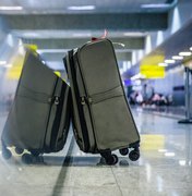 Bolsonaro veta bagagem gratuita em voos domésticos