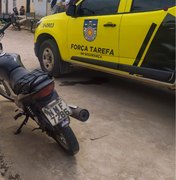 Força Tarefa encontra moto furtada em frente à loja no Centro de Arapiraca