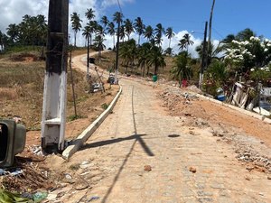 Moradores de São Bento temem que poste danificado desabe