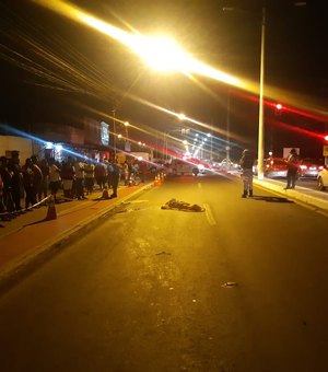 Pedestre morre após ser atropelado por motociclista no Benedito Bentes