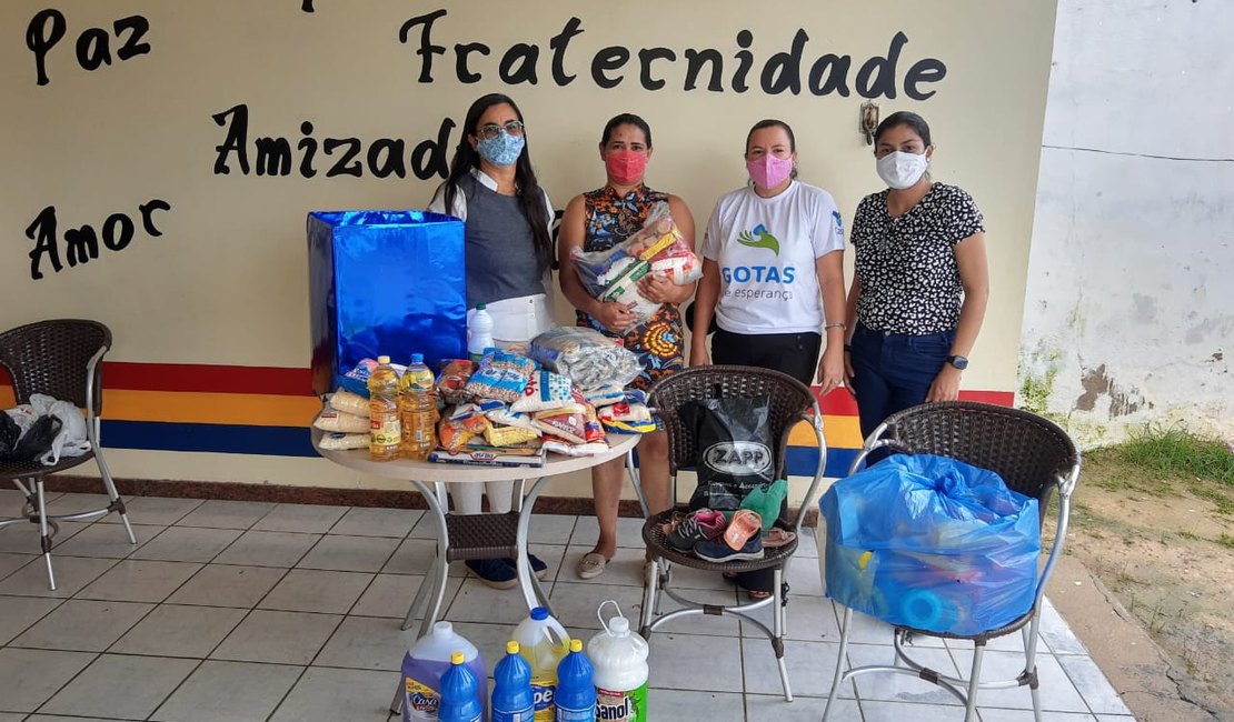 Casal e Agreste Saneamento doam cestas básicas a organizações filantrópicas em Arapiraca