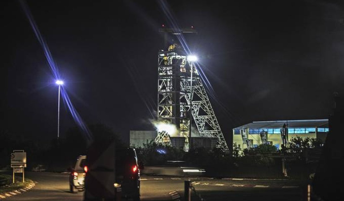 Acidente em mina na África do Sul deixa 1.800 trabalhadores presos