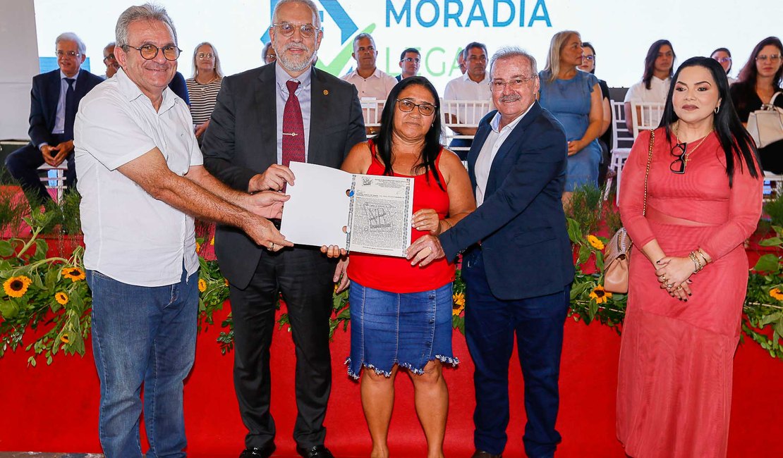 Moradia Legal regulariza 109 propriedades de famílias carentes em Taquarana