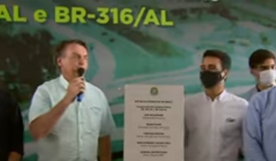 Bolsonaro inaugura Complexo Viário em Maceió, conhecido como Viaduto da PRF