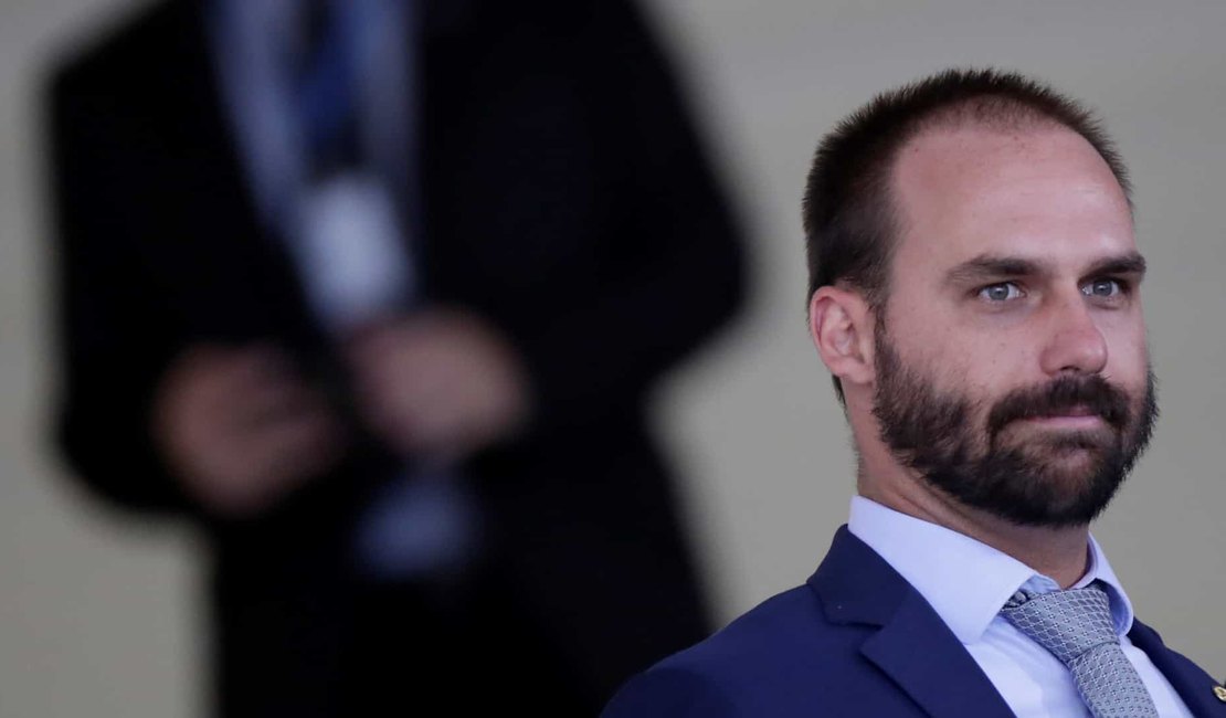 Eduardo Bolsonaro assume PSL-SP sem citar vazamento de Moro