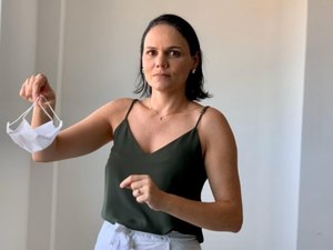 Comer fora de casa requer a adoção de medidas contra a Covid-19, orienta médica