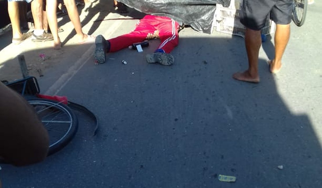 [Vídeo] Ciclista morre após colidir frontalmente com ônibus em Rio Largo