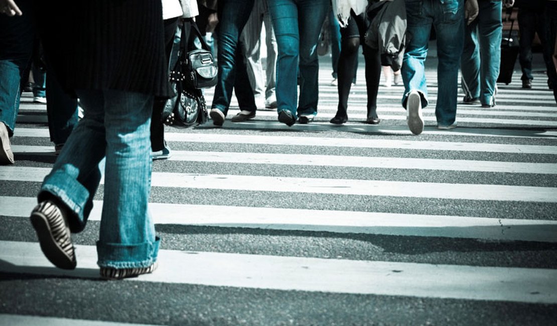 Detran Alagoas orienta condutores sobre segurança de pedestres