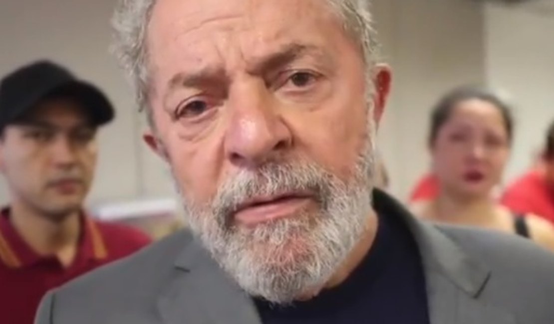 Supremo recebe novo recurso da defesa para Lula ser solto
