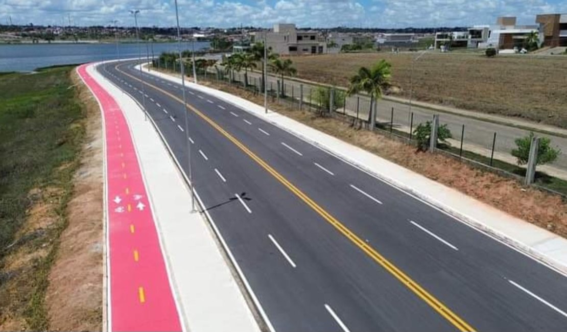 Luciano Barbosa vai inaugurar vias asfaltadas e sinalizadas com 12 metros de largura no Lago da Perucaba