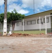 Arapiraca: Obra atrasada da UBS da Bananeira deixa comunidade desassistida