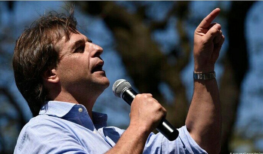 Candidato de centro-direita no Uruguai rejeita apoio de Bolsonaro