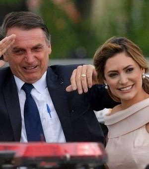 As contradições de Bolsonaro sobre depósitos da família Queiroz a Michelle