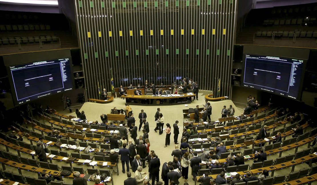 Mais de 90% dos deputados tentarão a reeleição em outubro