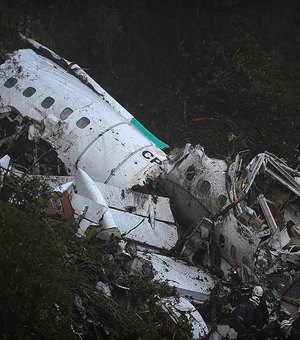 Governo da Bolívia conclui que piloto e LaMia são culpados por acidente com avião da Chape