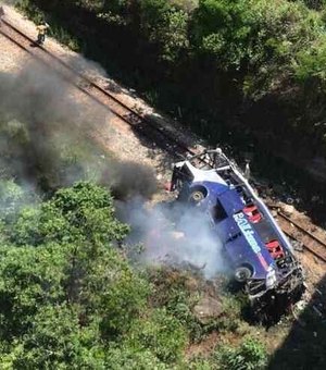 11 passageiros do ônibus que saiu de Mata Grande, em Alagoas, continuam internados