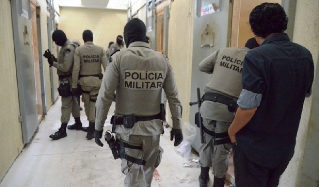 Operação apreende celulares, drogas e objetos pontiagudos no Sistema Prisional, em Maceió